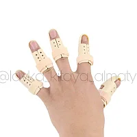 Пластиковый фиксатор для кончиков пальцев при переломах (4)