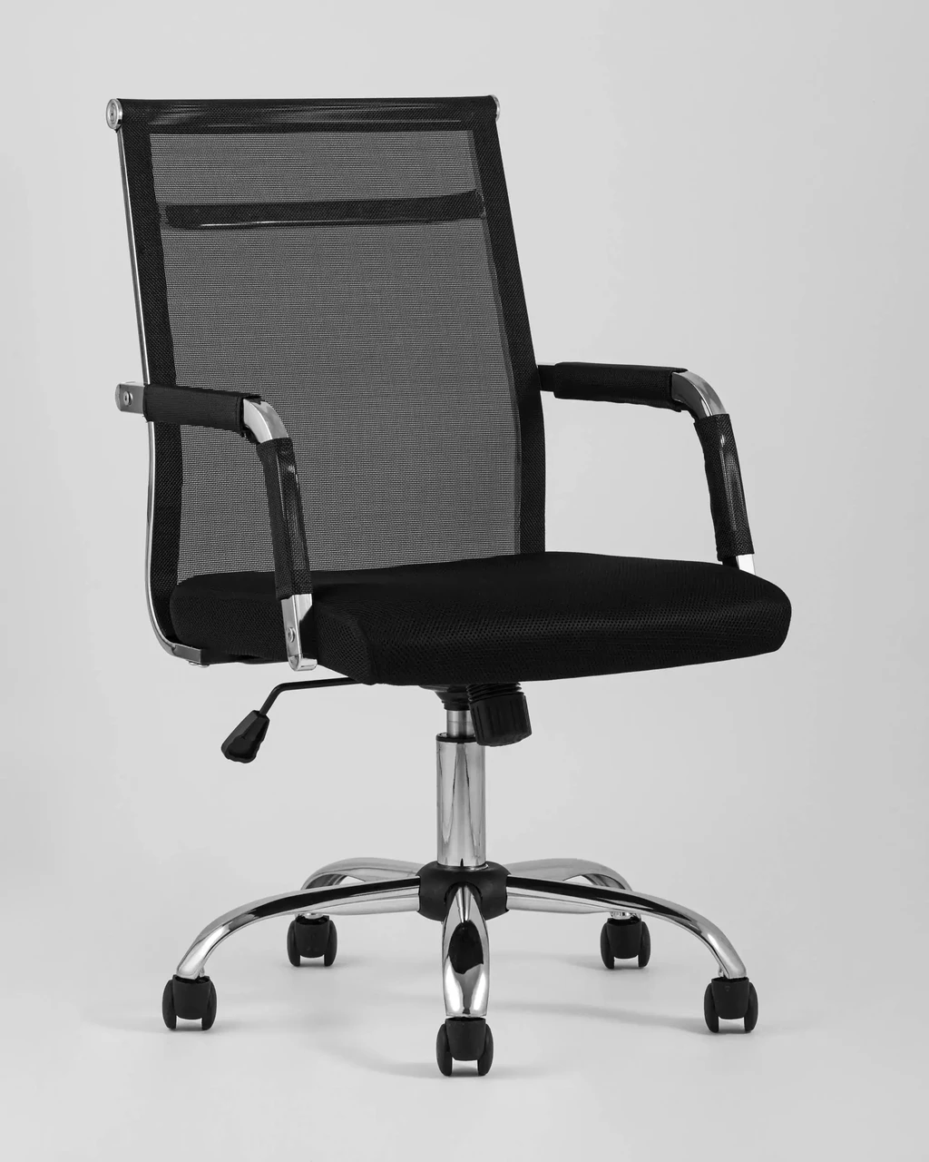 Кресло офисное TopChairs Clerk черное