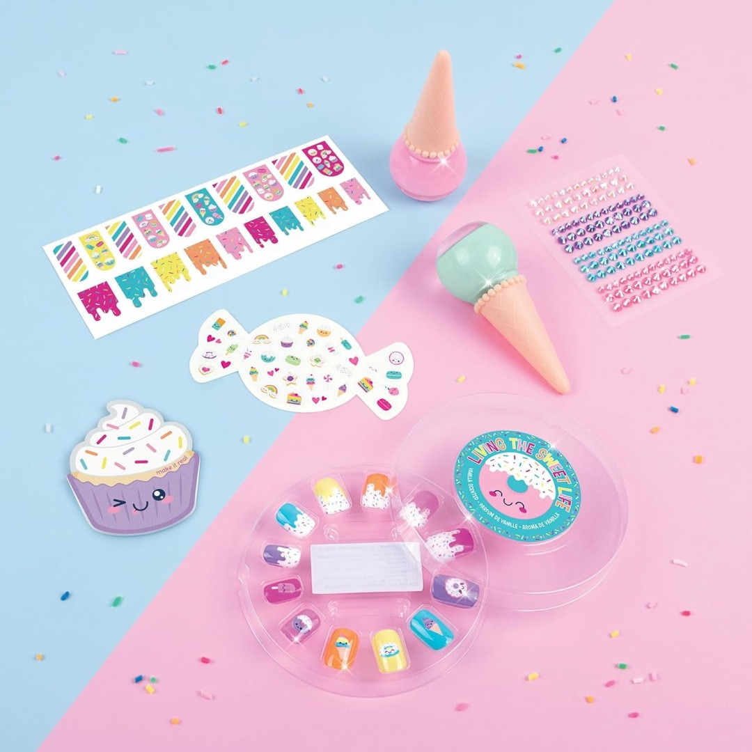 Набор для творчества Make It Real Nail Candy Cosmetic Set
