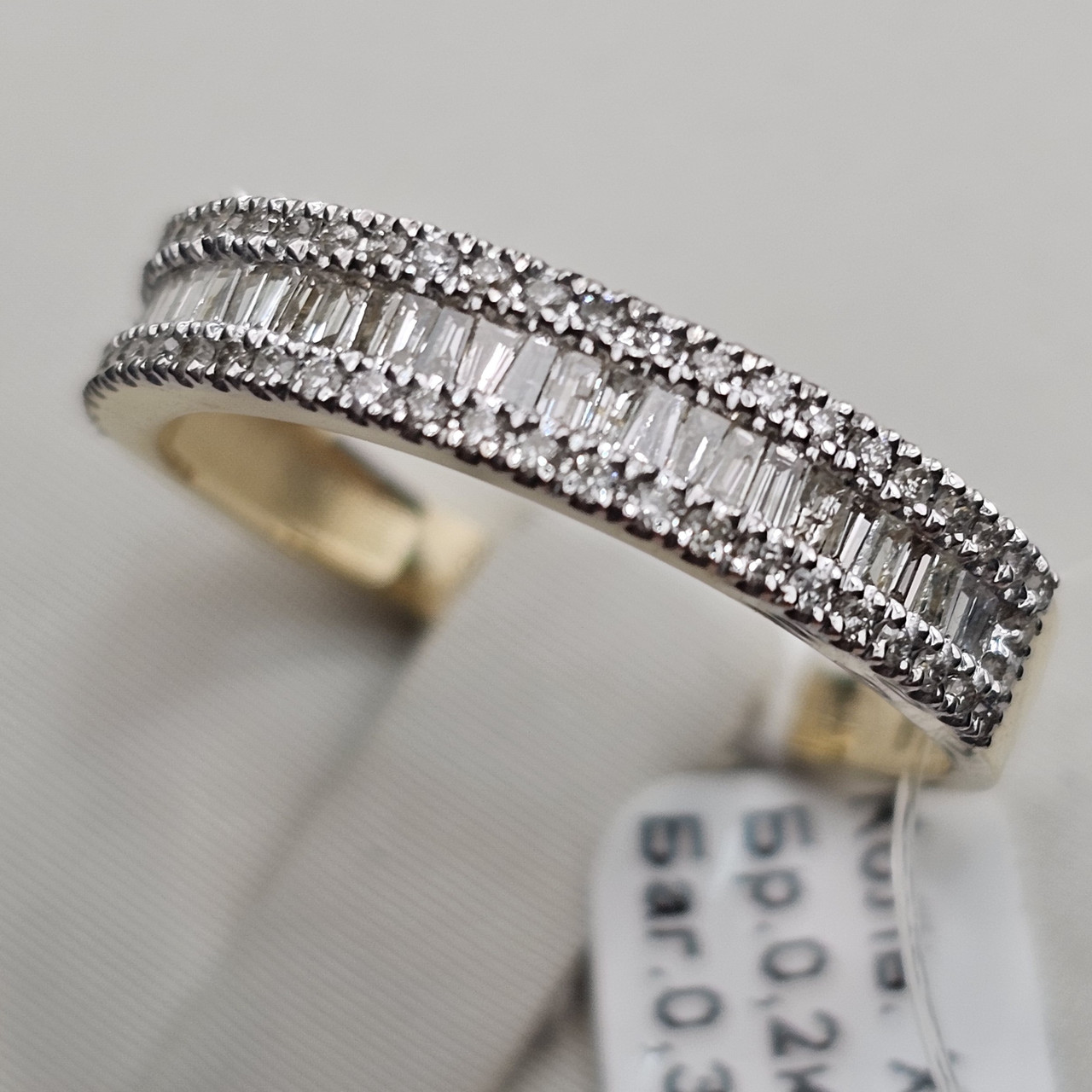 Золотое кольцо 585 проба, бриллианты багеты 0.32кт. 3/4A  0.2 кт 4/4А 18р., фото 1