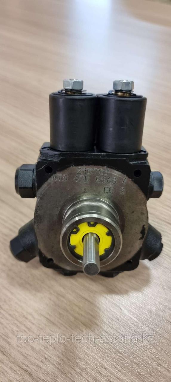 Насос топливный для горелки Suntec AT3 45 D 9546