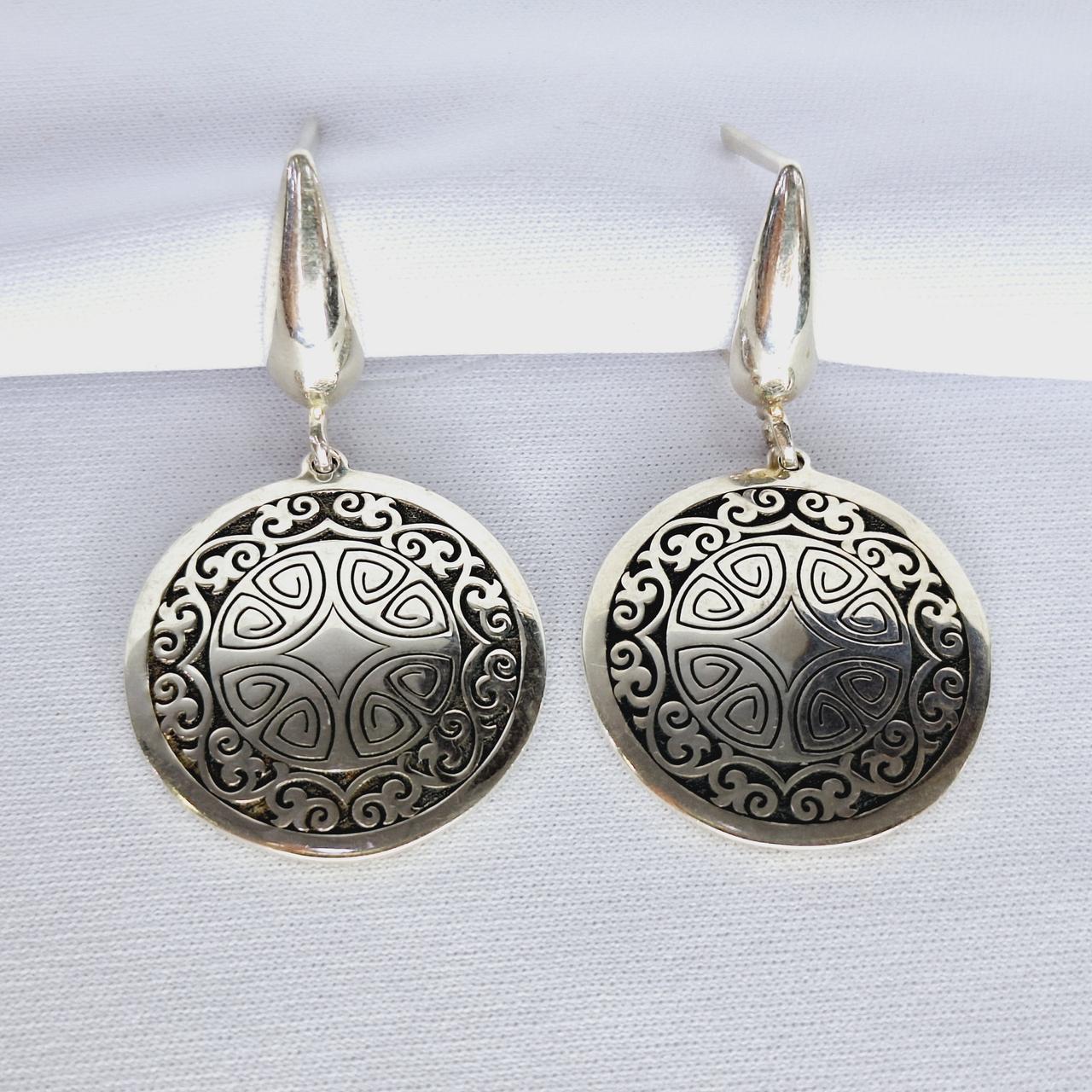 Серьги из серебра с фианитами  N454  вставка без вставок вид круглый, национальный,, фото 1