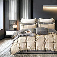 Постельное белье, семейный комплект, из хлопка, с принтами и контрастной простынью.