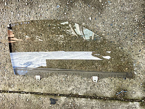 Стекло правой двери Honda Prelude BB4