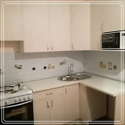 Маленькая кухня. Угловая. Бежевая. 2,5*1,5. На заказ.