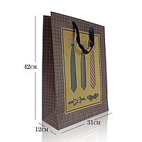 Подарочный пакет 42х31см с галстуками коричневый