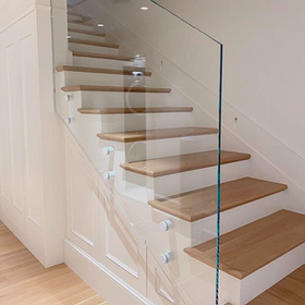 Стеклянные перила и ограждениия из стекла