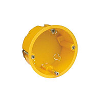 KSC 11-102 (коробка устан. под г/к 68*35) с металлическими лапками (350)