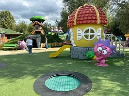 ВСТРАИВАЕМЫЙ БАТУТ КРУГ 135