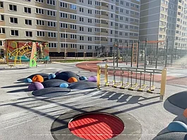 ВСТРАИВАЕМЫЙ БАТУТ КРУГ 210