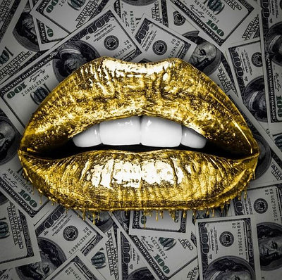 Ауылдық ақымақ порно Мен видеода аққұбаның көзілдірігін кидім.