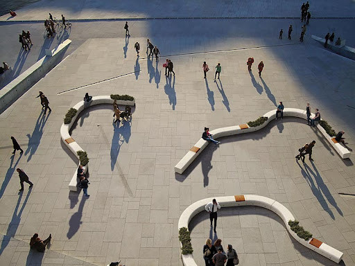 Как правильно выбрать городскую мебель для вашего проекта