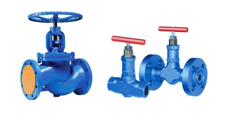 Лесби массажист қызға массаж жасап жатқанын онлайн көріңіз Томпақ қыздармен ауыл секс