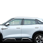 Ветровики, дефлекторы BYD Qin ev, прозрачные с хромом, фото 2