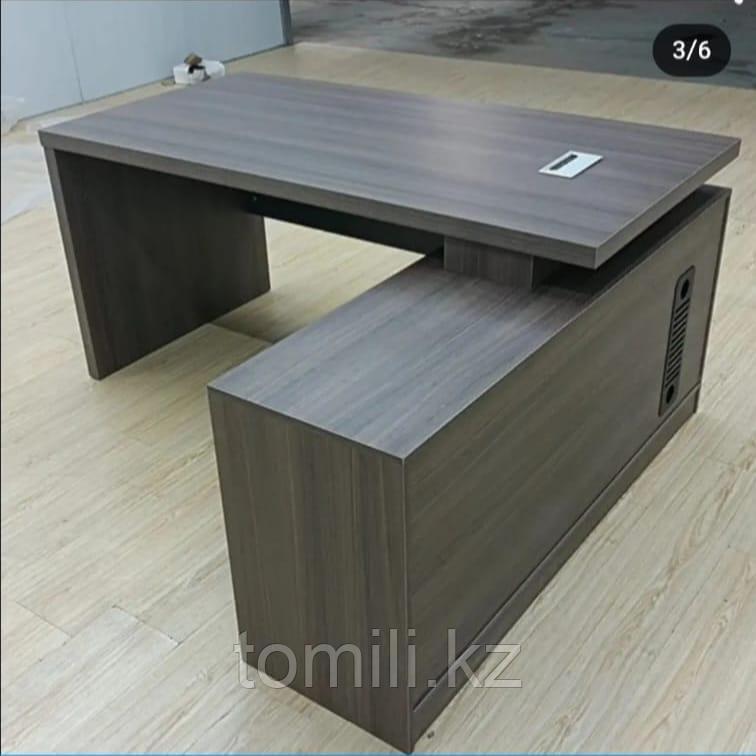 Стол угловой с брифингом  2100*2100*750