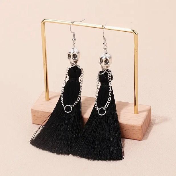 Серьги скелет невесты в черном платье на хэллоуин