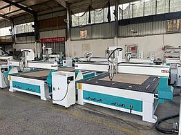 Фрезерный станок с ЧПУ WM-2030V 5.5 кВт (DSP с вакуум. столом) Гибридные моторы