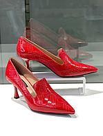 Модные женские туфли красного цвета. Красивая женская обувь Алматы.
