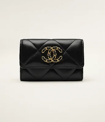Визитница chanel 19