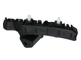 Крепление переднего бампера правая (R) на Accent 2017-23 (SAT RUS)