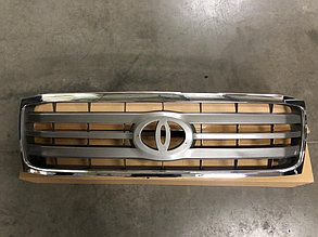 Решетка радиатора  Land Cruiser 100