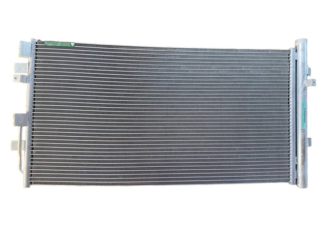 Радиатор кондиционера дубликат Lixiang L7