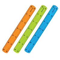 Ерлер киім-кешек бөлмелерінде жұлқынады Бахмачтық қыздарға арналған бір түндік кездесу