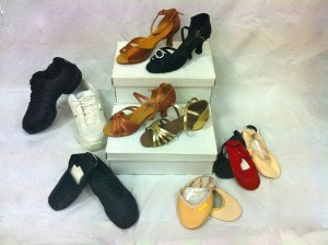 Одежда и обувь (туфли) для танцев