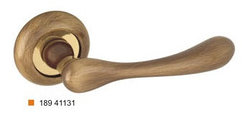 FADEX 189 41131 дверная ручка на розетке D:55 мм бронза/латунь