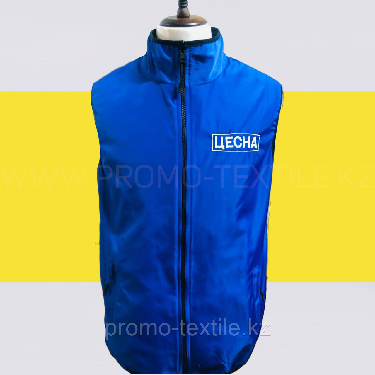 Жилет двойной с логотипом | Двухсторонняя безрукавка | Пошив жилеток на заказ