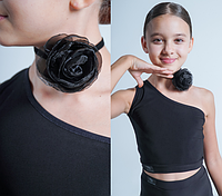 Университеттегі жалаңаш қыздың суреті