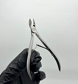 Кусачки для кутикулы Molly MN-01