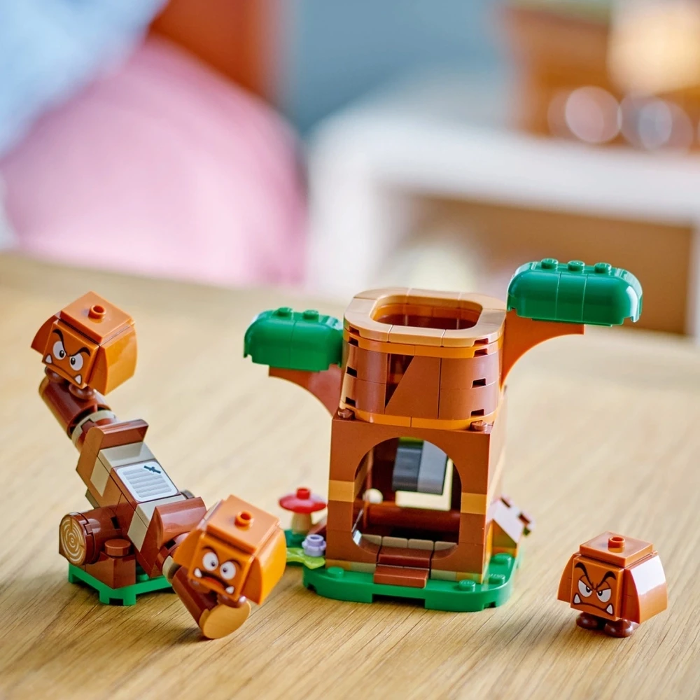 Лего Игровая площадка Гумбаса Super Mario Lego