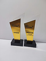 Корпоративные наградные стелы