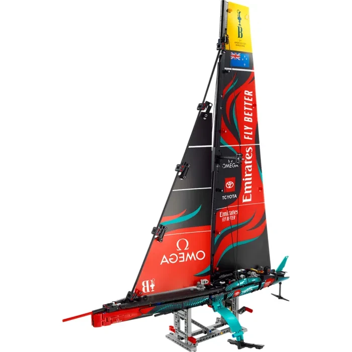 Лего Техник Яхта Emirates Team New Zealand AC75 Lego
