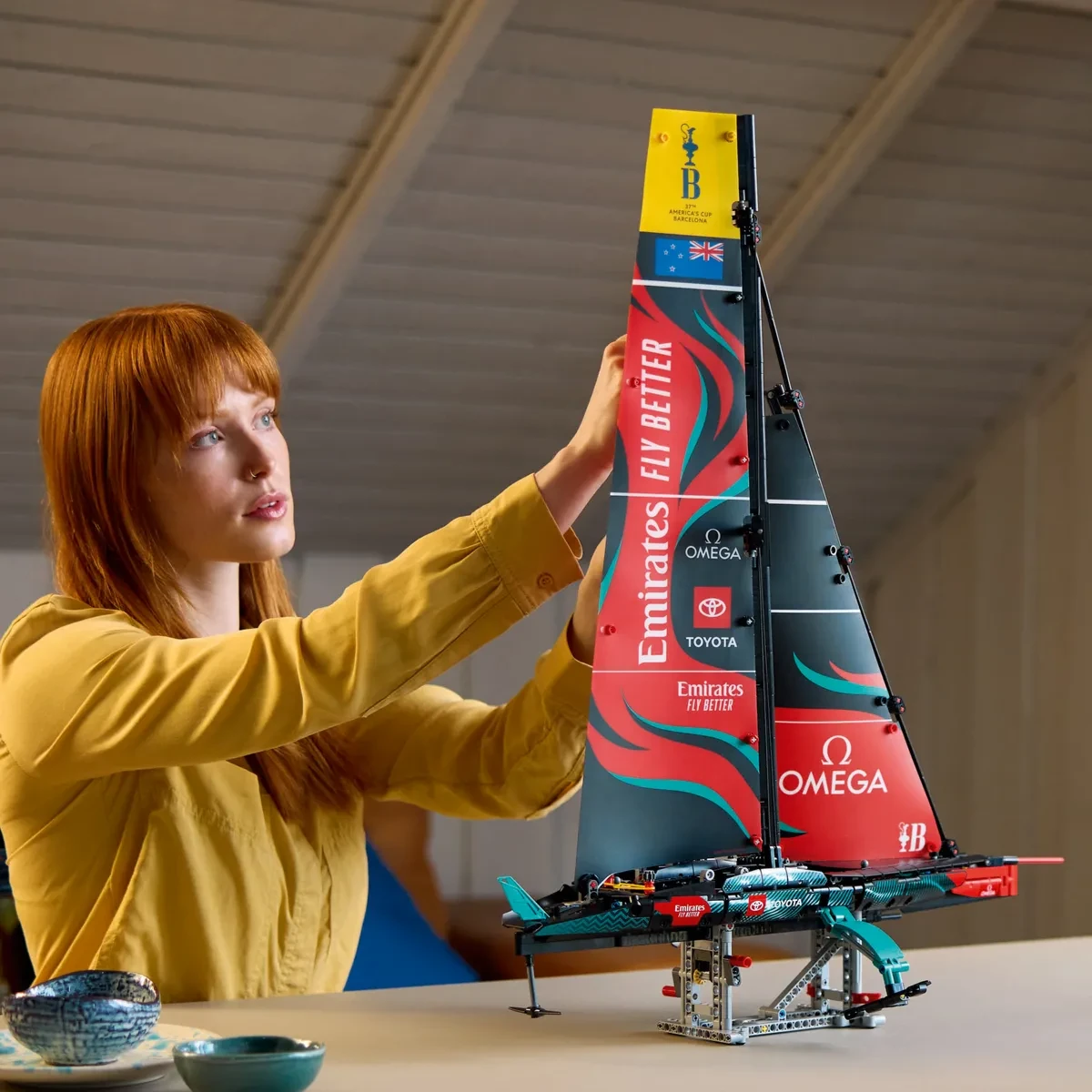 Лего Техник Яхта Emirates Team New Zealand AC75 Lego
