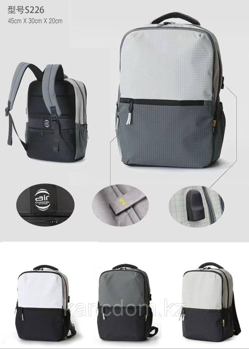 Рюкзак с USB 45*30*20cm черный/серый S226