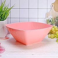 Салатник "НУВО" 2,0 л квадратный 34400 (003) розовый