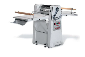 Напольная тестораскаточная машина ZANOLLI