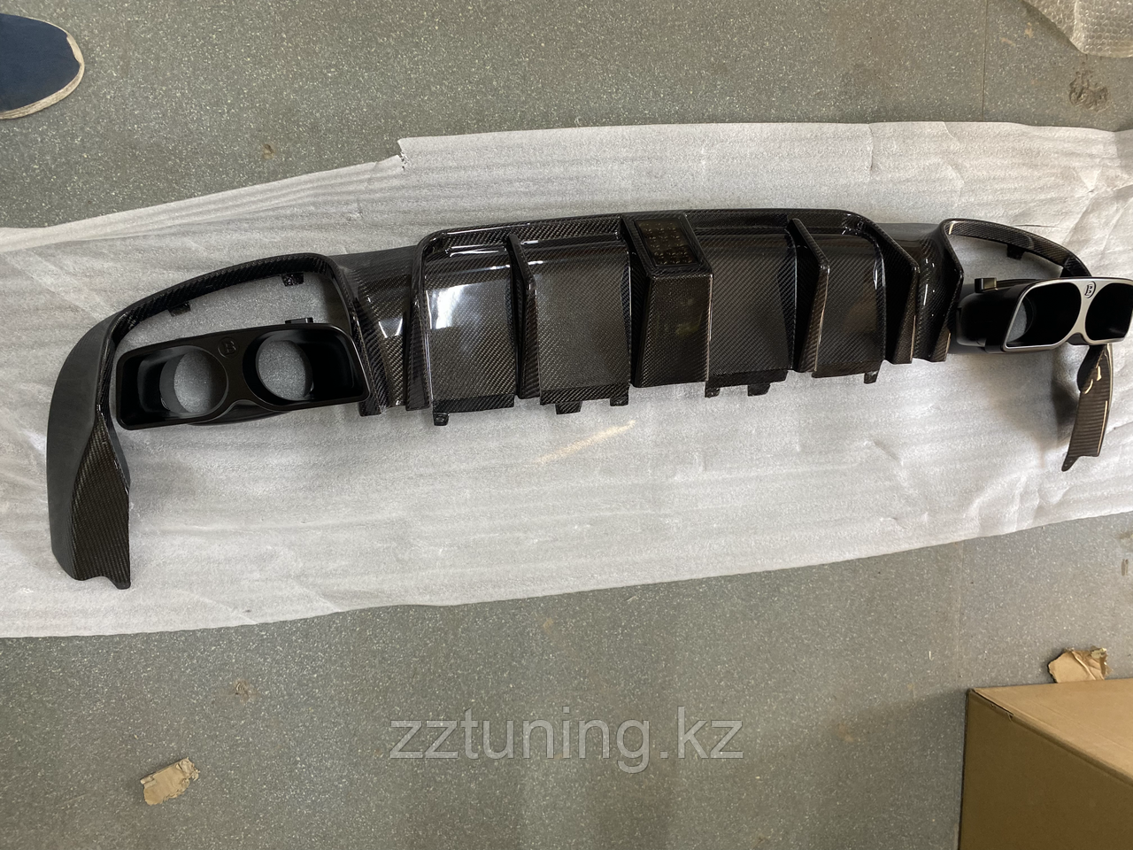 Диффузор брабус для Mercedes Benz E-class W213, фото 1