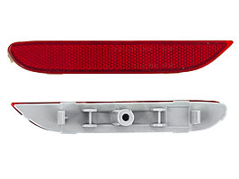 Задний отражатель в бампер левый (L) на Infiniti QX80 2013-17 (SAT)