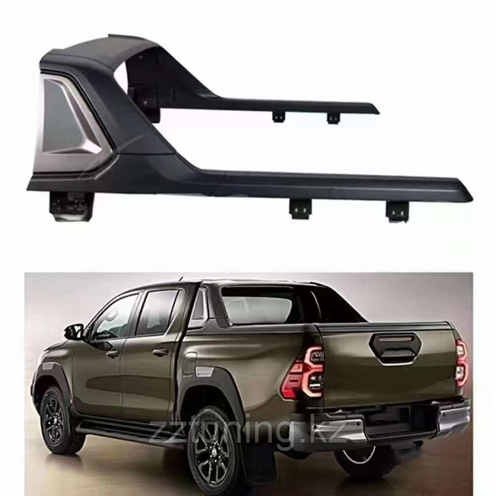 Hilux Revo накладка на багажник, фото 1