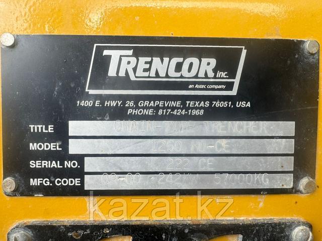 Цепной гусеничный экскаватор-траншеекопатель 