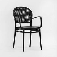 Стулья пластиковые