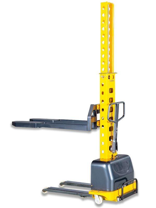 Штабелер самоподъемный 0,5 т 1,3 м TOR Vango500
с электроподъемом