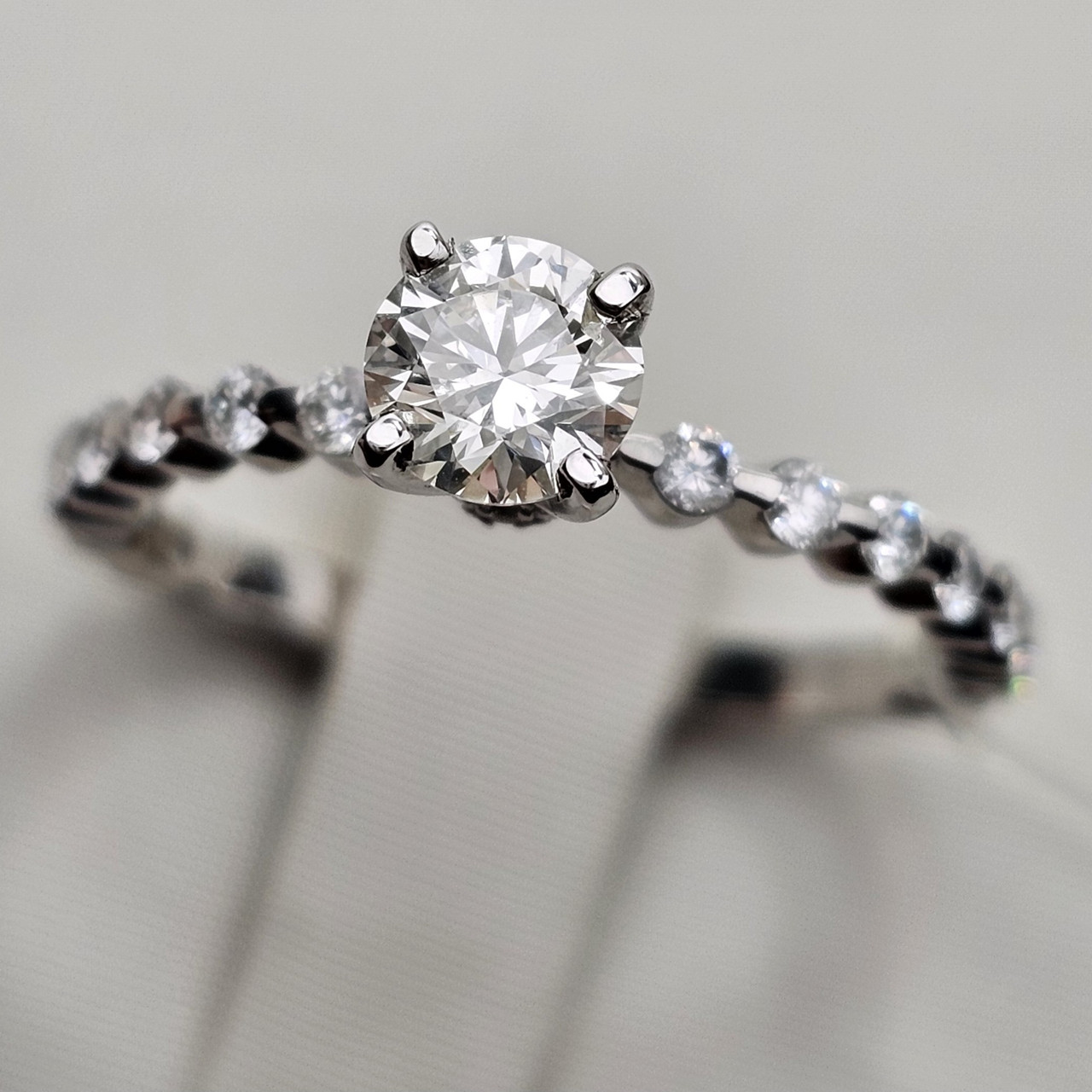 Cертификат эл. IGI Золотое кольцо 17р с бриллиантом 0,46Сt SI2/J 0,35Ct VS2/G VG-Cut - фото 1 - id-p107107958