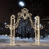 Новогодняя уличная арка