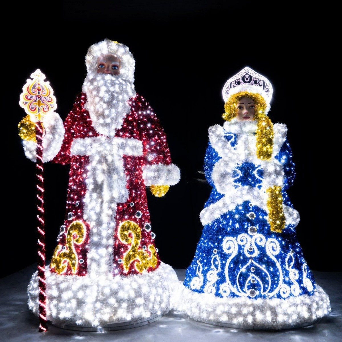 Светодиодные уличные фигуры «Дед Мороз» и «Снегурочка»