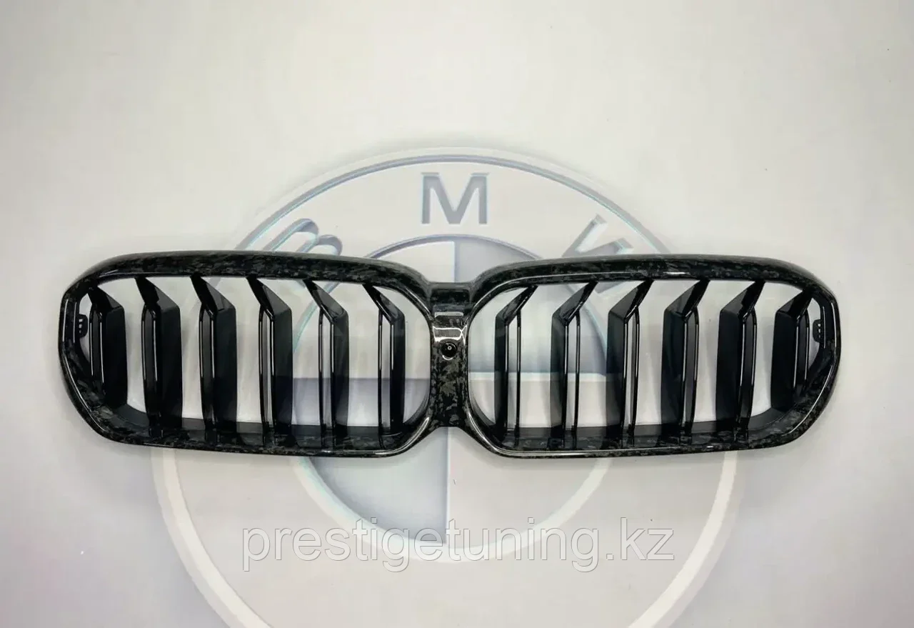 Решетка радиатора на BMW 5-серия (G30) 2020-23 тюнинг дизайн M5 F90 (Кованный карбон)