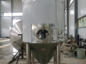 Цилиндро-конический танк ЦКТ-4000 4000 литров